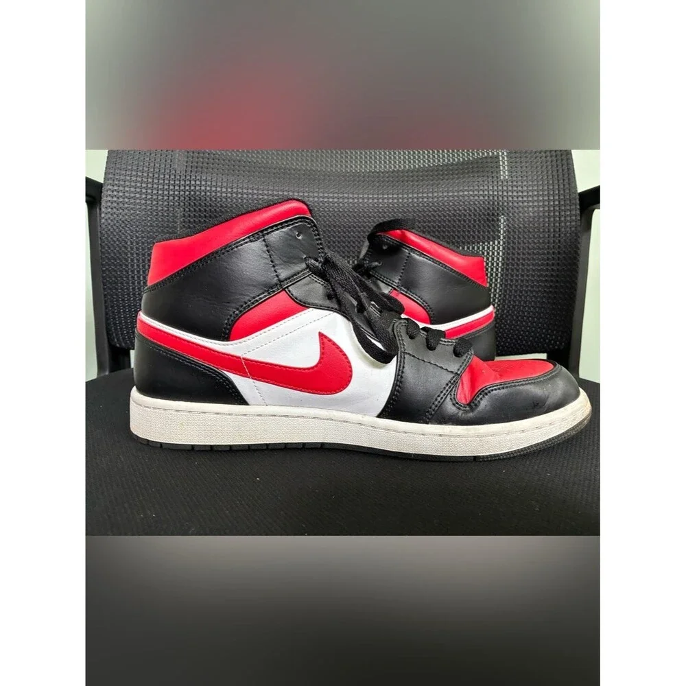 Nike Air Jordan 1 Mid White Bred Toe MENS Sz 12 #554724-079